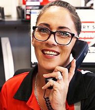 Boundary St Auto Mechanic Receptionist on phone Townsville