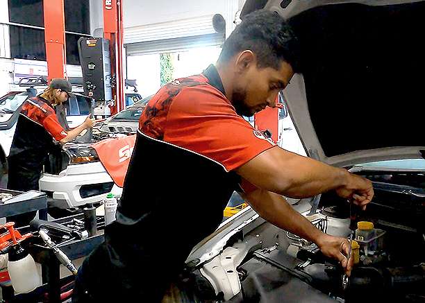 Townsville Mechanic doing Logbook servicing on car