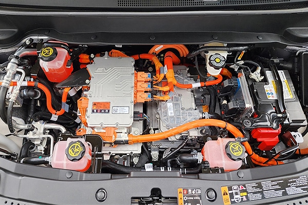 Townsville hybrid EV electric vehicle servicing by technician mechanic